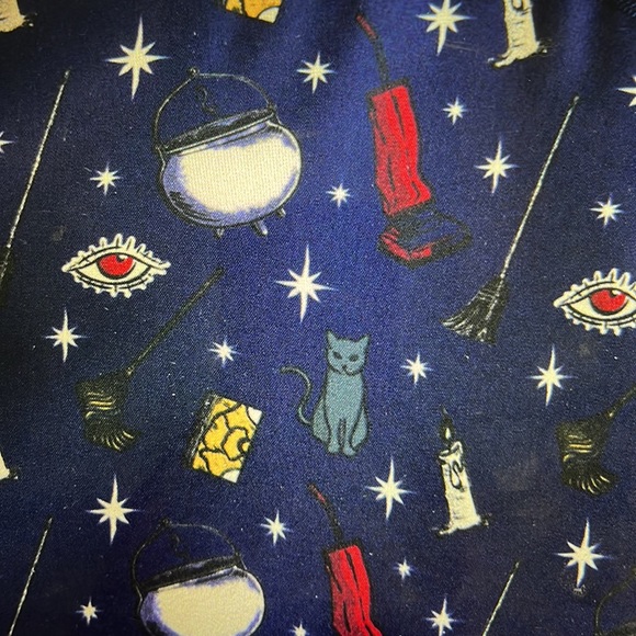 🐈‍⬛🎃🐈‍⬛. HOCUS POCUS BINX PLUSH MINI BACKPACK 🐈‍⬛🎃🐈‍⬛ NWT 🐈‍⬛🎃🐈‍⬛ - Picture 15 of 15